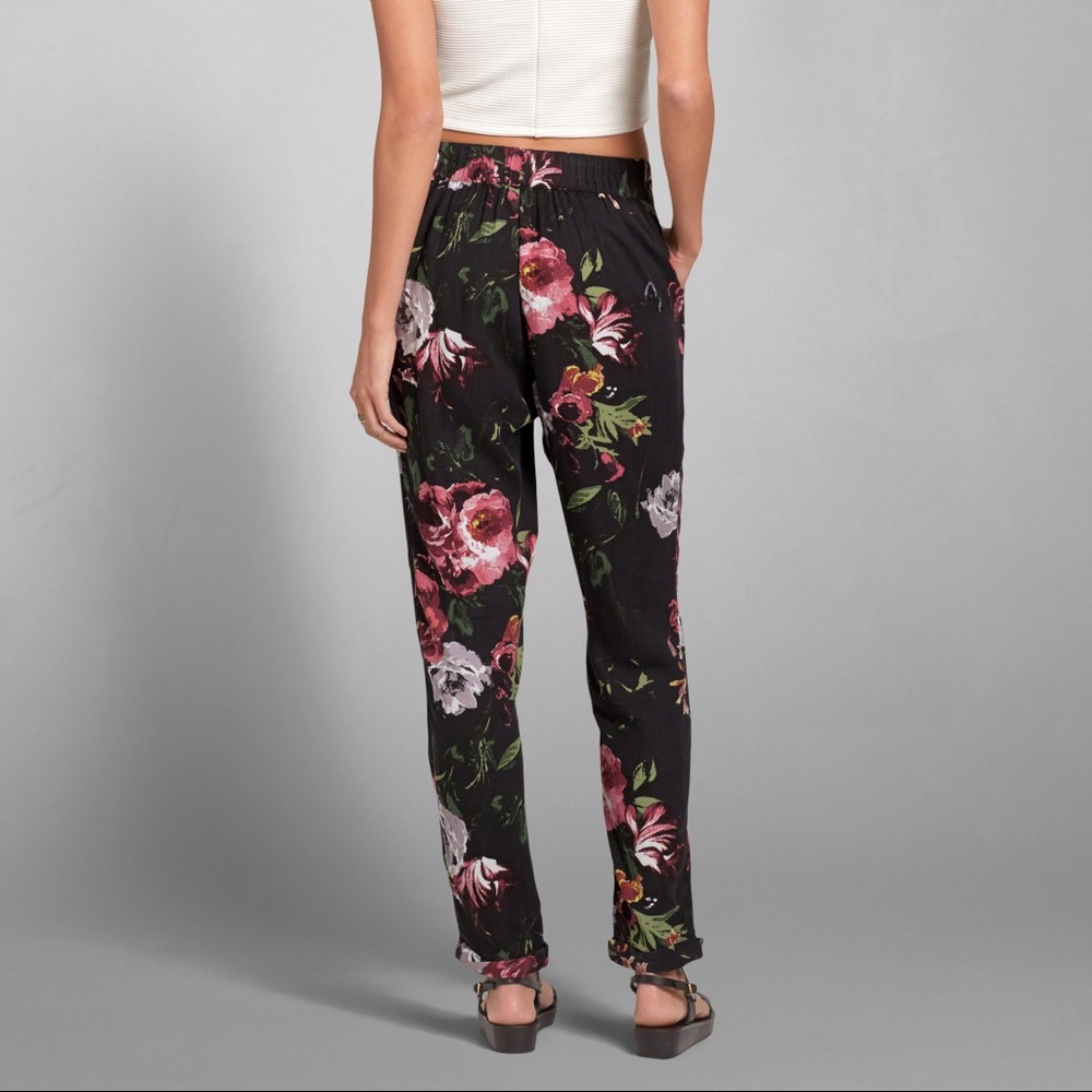 Abercrombie and Fitch Floral Pant